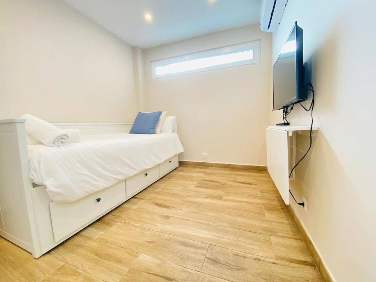 Moderno Apartamento Con Vistas Al Mar -Benalmadena Exterior photo
